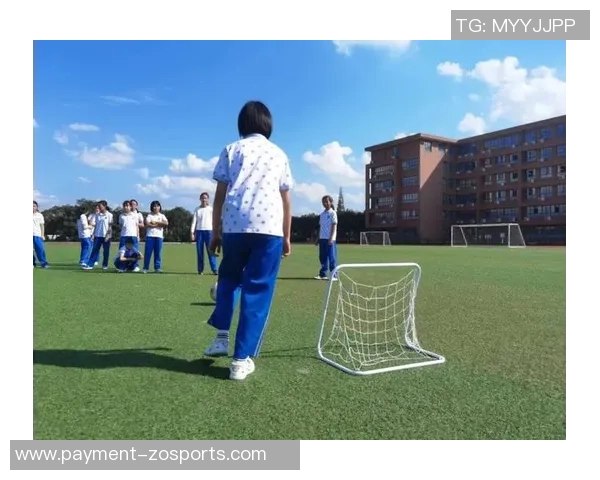 足球八门神器助力球员提升技术水平与比赛表现的全新攻略与训练方法分享